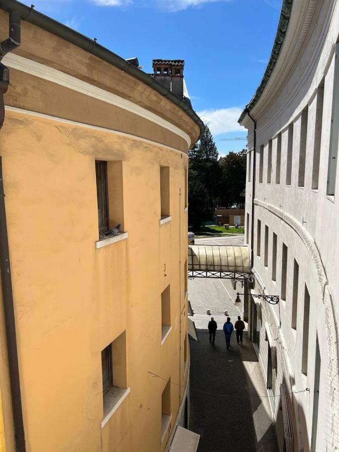 Dolada, Meraviglia Nel Centro Di Bellunoアパートメント エクステリア 写真